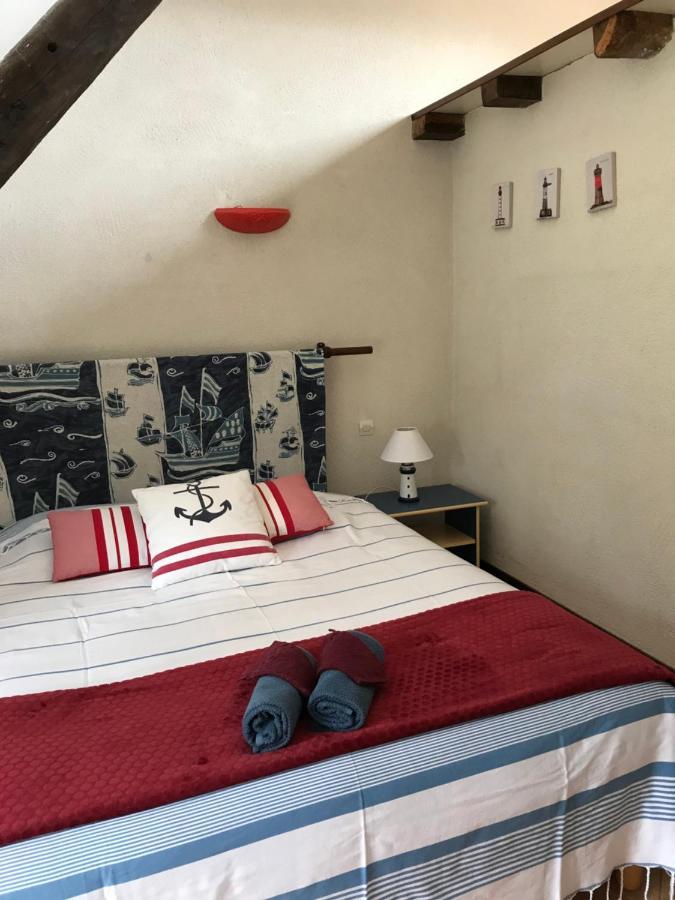 Domaine Du Lesty Bed & Breakfast Ambon Екстериор снимка