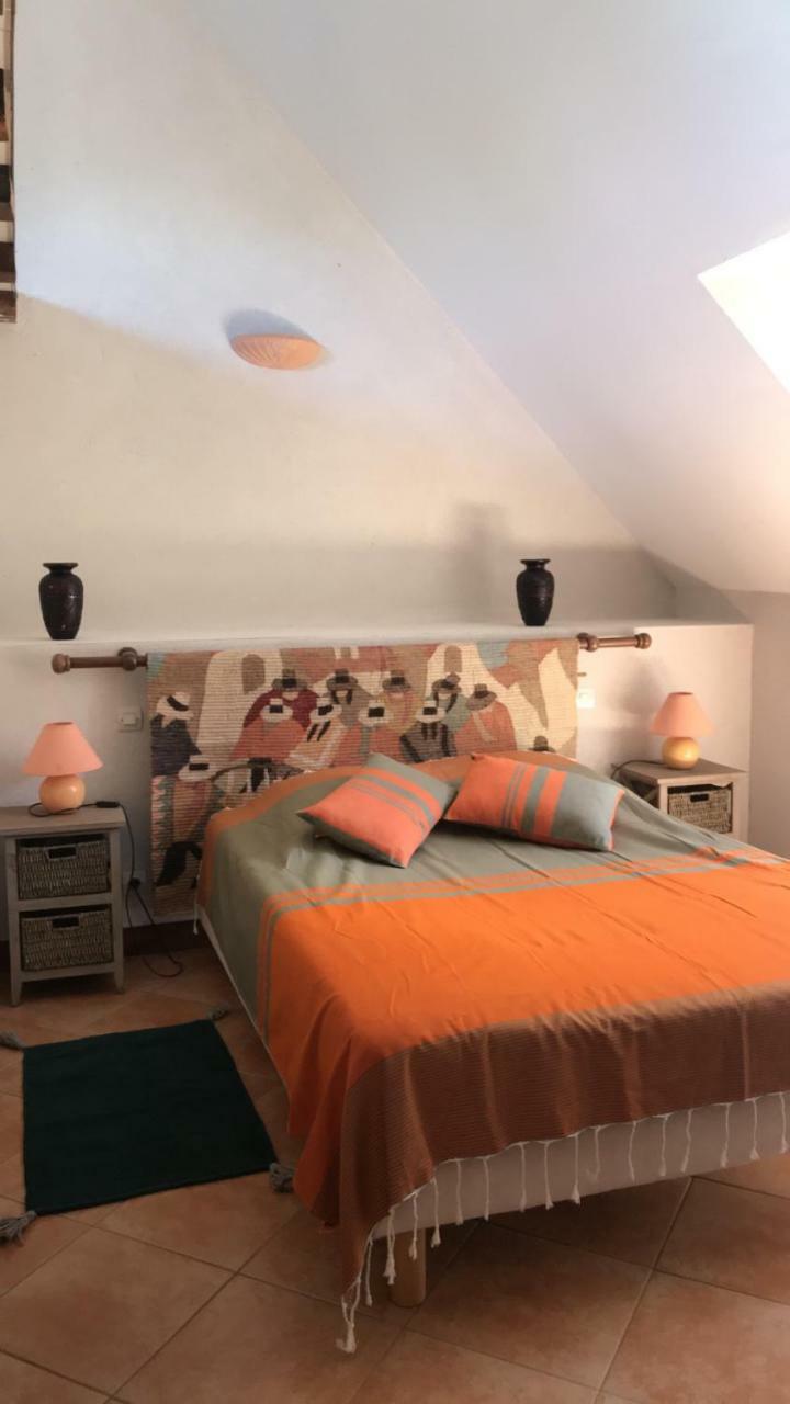 Domaine Du Lesty Bed & Breakfast Ambon Екстериор снимка