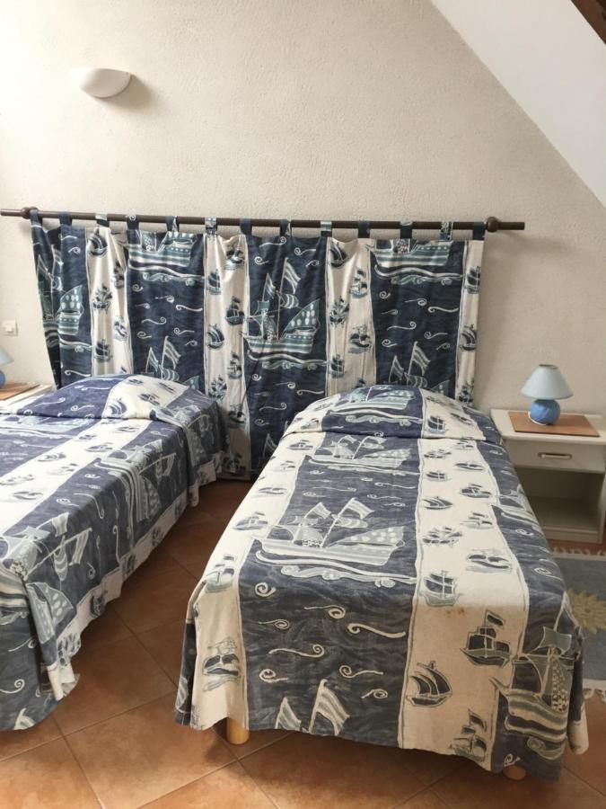 Domaine Du Lesty Bed & Breakfast Ambon Екстериор снимка